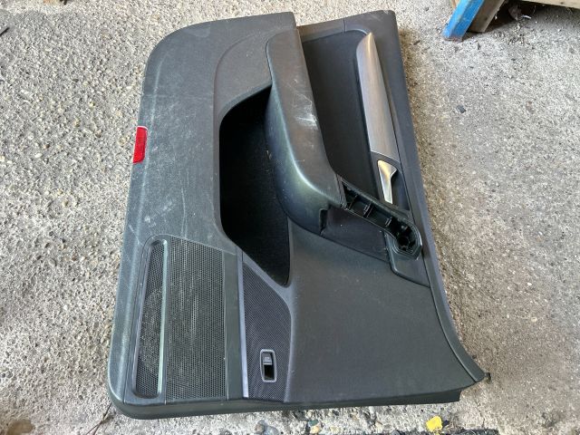 bontott VW PASSAT B7 Bal első Ajtó Kárpit