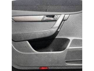 bontott VW PASSAT B7 Bal első Ajtó Kárpit