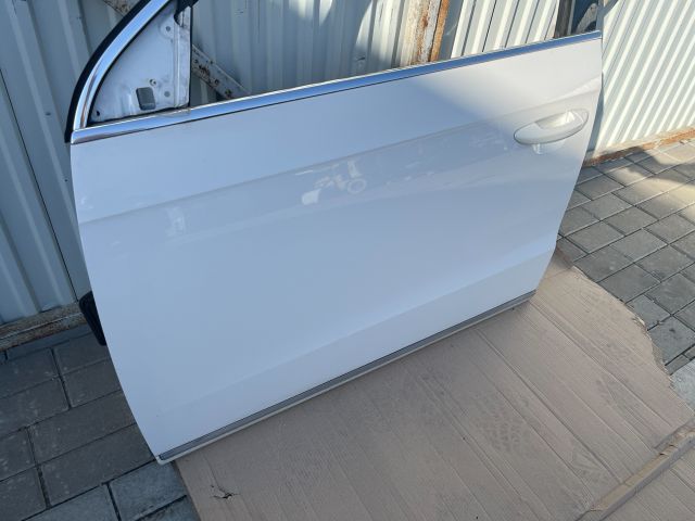 bontott VW PASSAT B7 Bal első Ajtó (Részeivel)