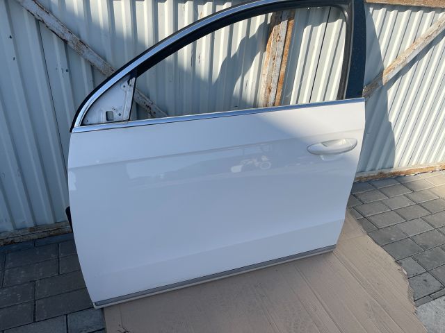 bontott VW PASSAT B7 Bal első Ajtó (Részeivel)