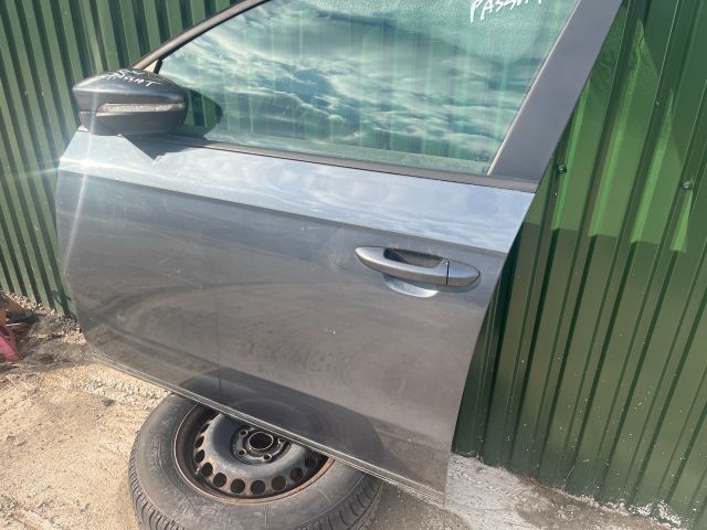 bontott VW PASSAT B7 Bal első Ajtó (Üres lemez)