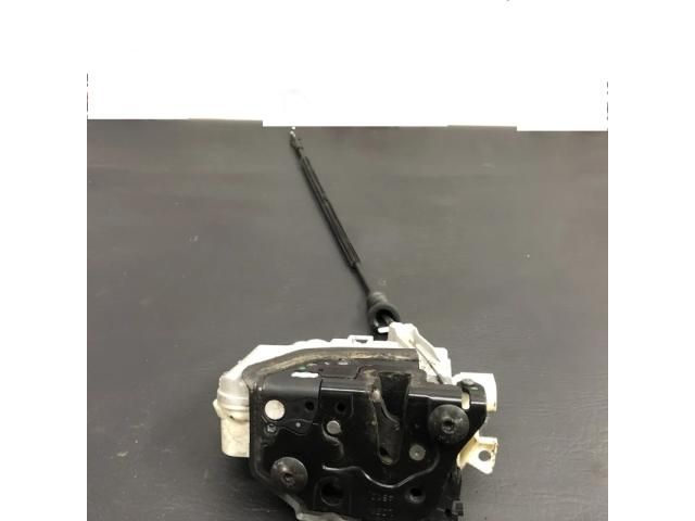 bontott VW PASSAT B7 Bal első Ajtózár