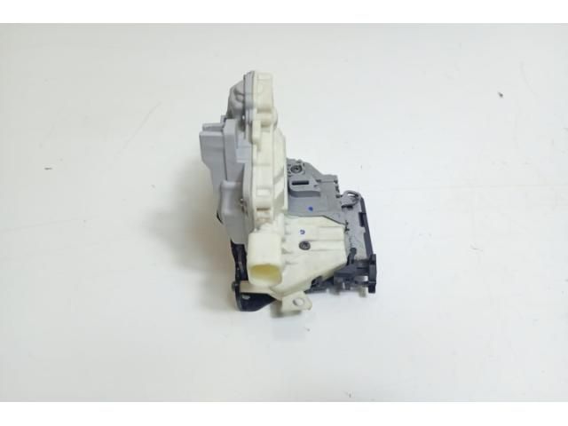 bontott VW PASSAT B7 Bal első Ajtózár