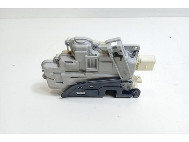 bontott VW PASSAT B7 Bal első Ajtózár