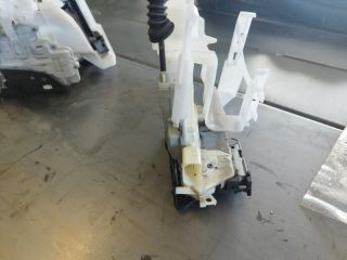 bontott VW PASSAT B7 Bal első Ajtózár