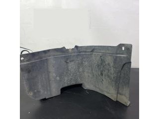 bontott VW PASSAT B7 Bal első Dobbetét (Kerékjárati, Műanyag)