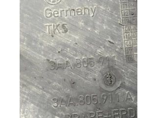 bontott VW PASSAT B7 Bal első Dobbetét (Kerékjárati, Műanyag)