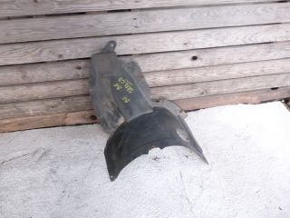 bontott VW PASSAT B7 Bal első Dobbetét (Kerékjárati, Műanyag)