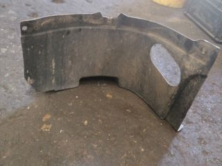 bontott VW PASSAT B7 Bal első Első Dobbetét (Kerékjárati, Műanyag)