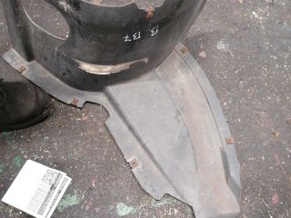 bontott VW PASSAT B7 Bal első Első Dobbetét (Kerékjárati, Műanyag)