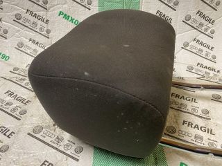 bontott VW PASSAT B7 Bal első Fejtámla