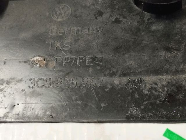 bontott VW PASSAT B7 Bal első Fenéklemez