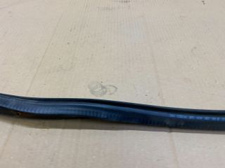 bontott VW PASSAT B7 Bal első Gumikéder