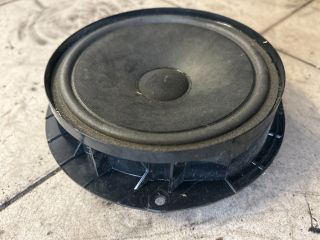 bontott VW PASSAT B7 Bal első Hangszóró