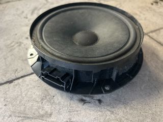 bontott VW PASSAT B7 Bal első Hangszóró