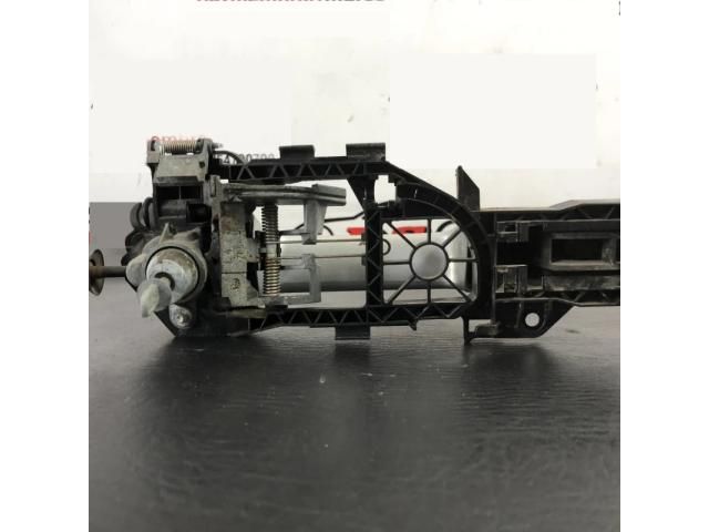 bontott VW PASSAT B7 Bal első Külső Kilincs