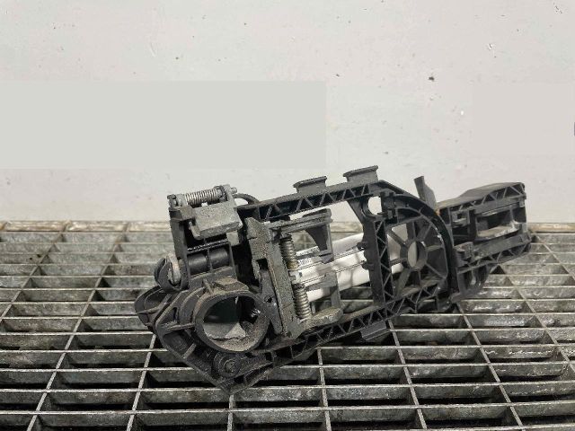 bontott VW PASSAT B7 Bal első Külső Kilincs