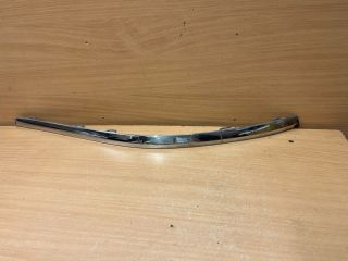 bontott VW PASSAT B7 Bal első Lökhárító Díszléc