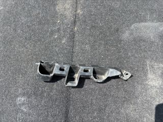 bontott VW PASSAT B7 Bal első Oldal Lökhárító Tartó (Műanyag)