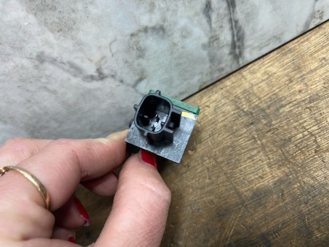 bontott VW PASSAT B7 Bal első Oldal Ütközés Érzékelő