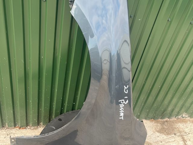 bontott VW PASSAT B7 Bal első Sárvédő