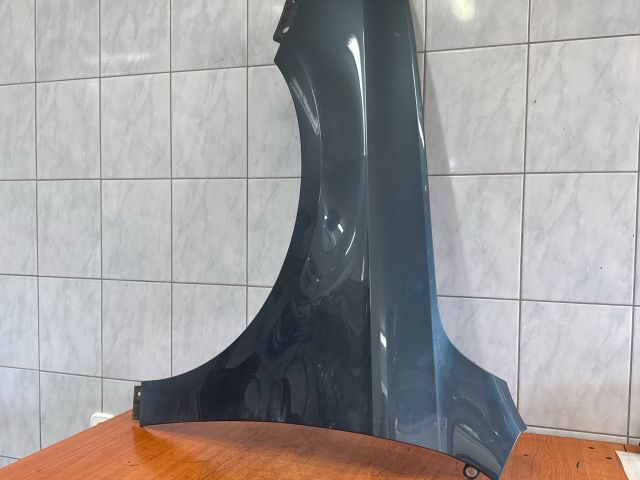 bontott VW PASSAT B7 Bal első Sárvédő