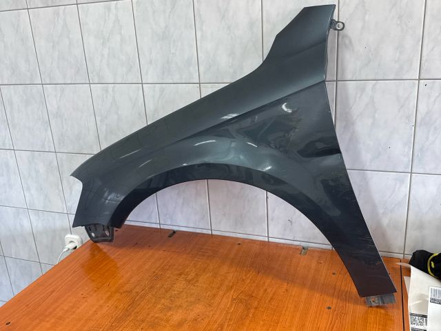 bontott VW PASSAT B7 Bal első Sárvédő