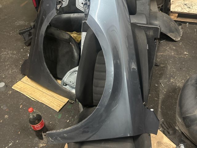 bontott VW PASSAT B7 Bal első Sárvédő