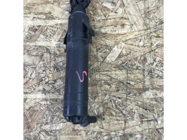 bontott VW PASSAT B7 Bal Fényszórómosó Fúvóka