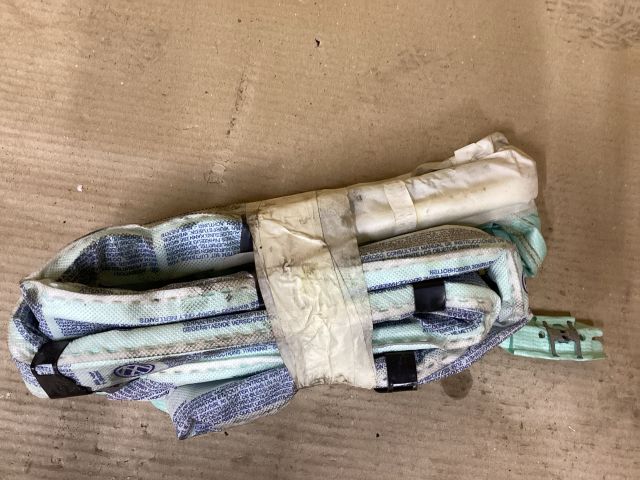 bontott VW PASSAT B7 Bal Függönylégzsák és Oldallégzsák