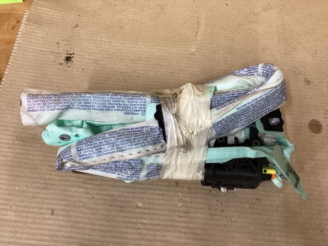 bontott VW PASSAT B7 Bal Függönylégzsák és Oldallégzsák