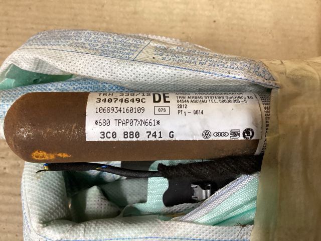 bontott VW PASSAT B7 Bal Függönylégzsák és Oldallégzsák