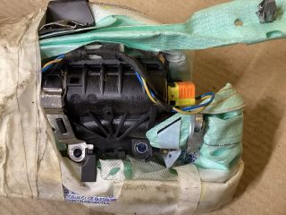 bontott VW PASSAT B7 Bal Függönylégzsák és Oldallégzsák