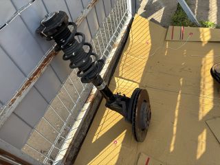 bontott VW PASSAT B7 Bal Gólyaláb Csonkállvánnyal