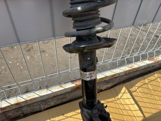 bontott VW PASSAT B7 Bal Gólyaláb Csonkállvánnyal