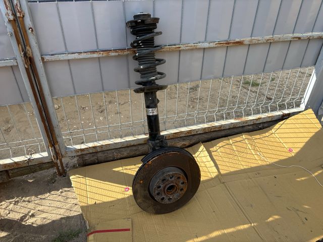 bontott VW PASSAT B7 Bal Gólyaláb Csonkállvánnyal