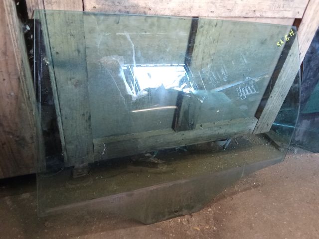 bontott VW PASSAT B7 Bal hátsó Ablak