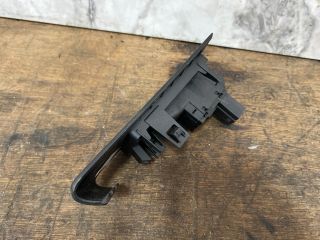 bontott VW PASSAT B7 Bal hátsó Ablakemelő Kapcsoló