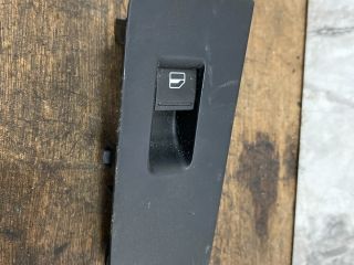 bontott VW PASSAT B7 Bal hátsó Ablakemelő Kapcsoló