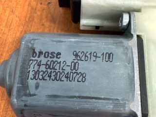 bontott VW PASSAT B7 Bal hátsó Ablakemelő Motor