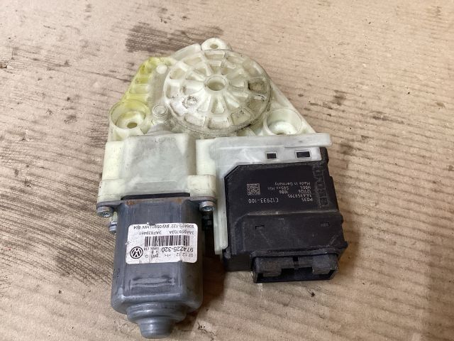 bontott VW PASSAT B7 Bal hátsó Ablakemelő Motor