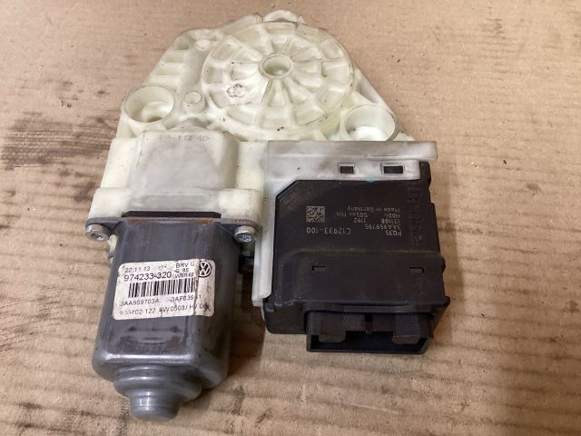 bontott VW PASSAT B7 Bal hátsó Ablakemelő Motor