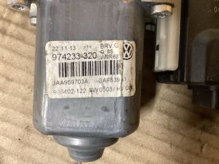 bontott VW PASSAT B7 Bal hátsó Ablakemelő Motor