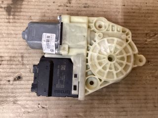 bontott VW PASSAT B7 Bal hátsó Ablakemelő Motor