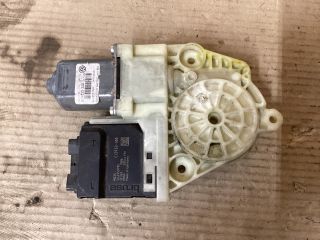 bontott VW PASSAT B7 Bal hátsó Ablakemelő Motor