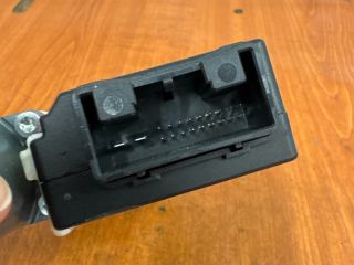 bontott VW PASSAT B7 Bal hátsó Ablakemelő Motor