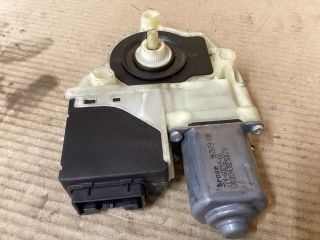 bontott VW PASSAT B7 Bal hátsó Ablakemelő Motor