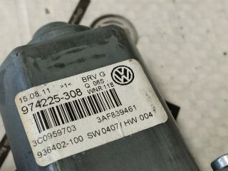 bontott VW PASSAT B7 Bal hátsó Ablakemelő Motor