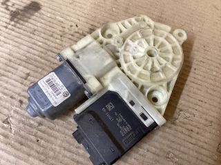 bontott VW PASSAT B7 Bal hátsó Ablakemelő Motor