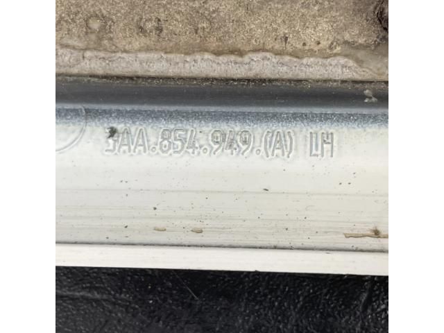 bontott VW PASSAT B7 Bal hátsó Ajtó Díszléc